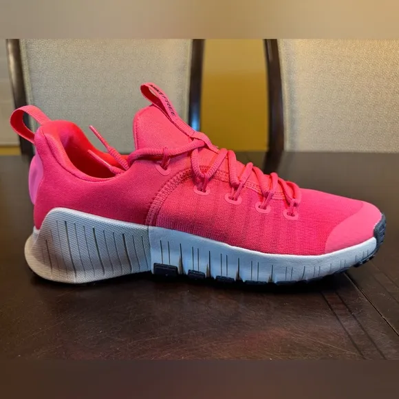 New Nike Free Metcon 6 Sneaker Shoes Pink Size US 9