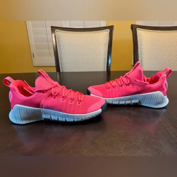 New Nike Free Metcon 6 Sneaker Shoes Pink Size US 9