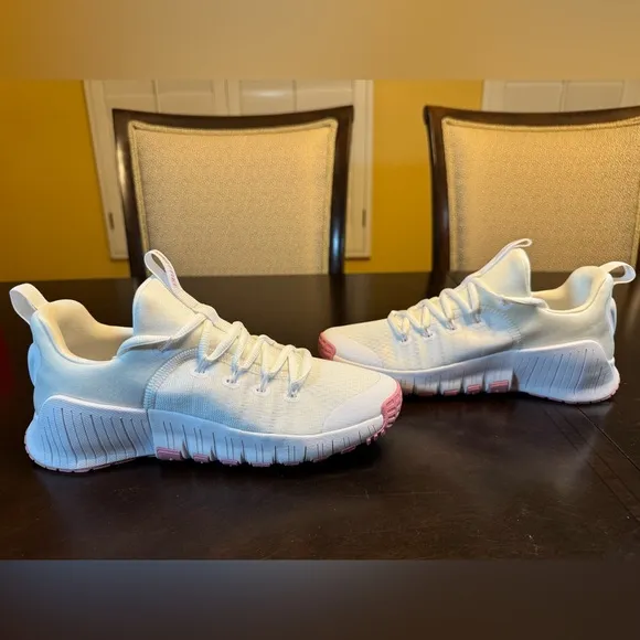New Nike Free Metcon 6 White Pink Sneakers Shoes Size US 7.5