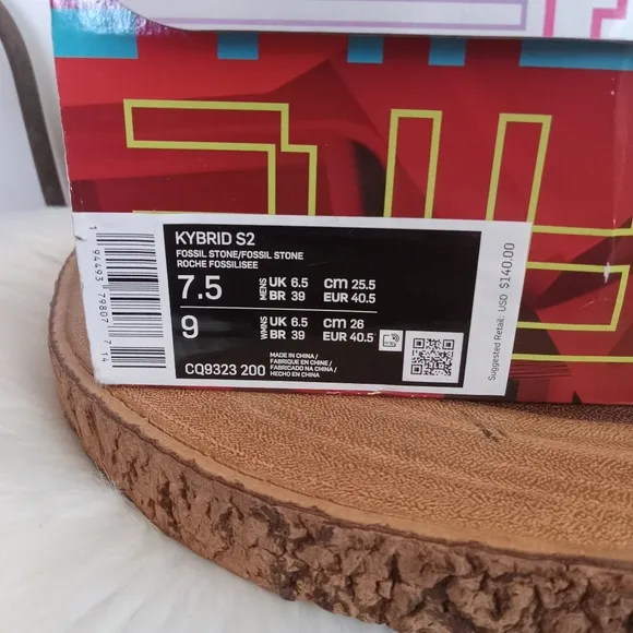 NEW NIKE KYBRID S2 FOSSIL/STONE SHOES SIZE 7.5