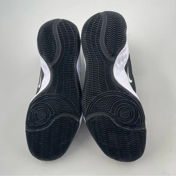 NEW! Nike Men’s Fly.By Mid 3 Black White Athletic Basketball Shoes - Size 10.5