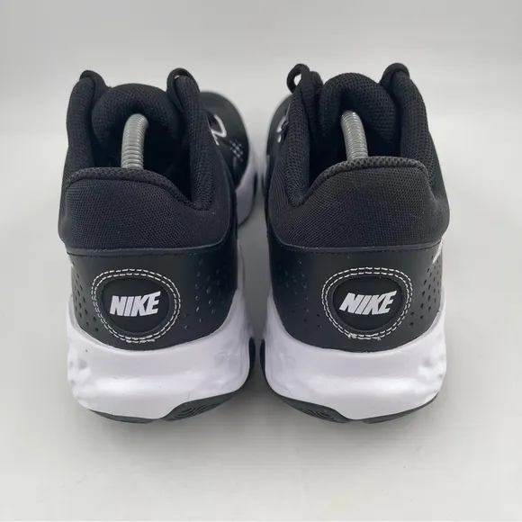 NEW! Nike Men’s Fly.By Mid 3 Black White Athletic Basketball Shoes - Size 10.5