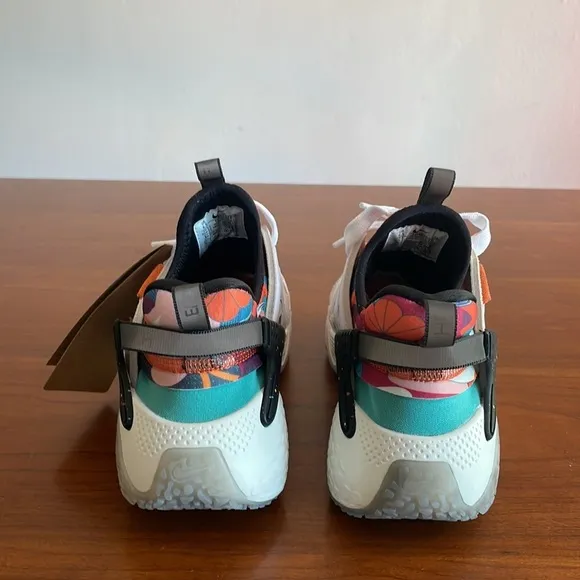 New Nike Women’s Air Huarache Craft Lunar New Year White/Orange Rare! FD4621-181