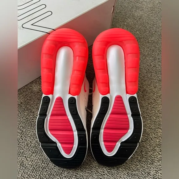 NEW Nike Women's Air Max 270 Shoes with Box AH6789-122 Size 7.5 Sail Hot Punch