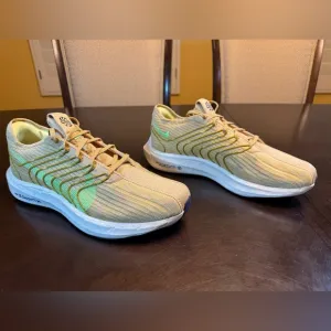 New Nike Zoom Pegasus Turbo Sesame Sneaker Shoes Size US 10.5