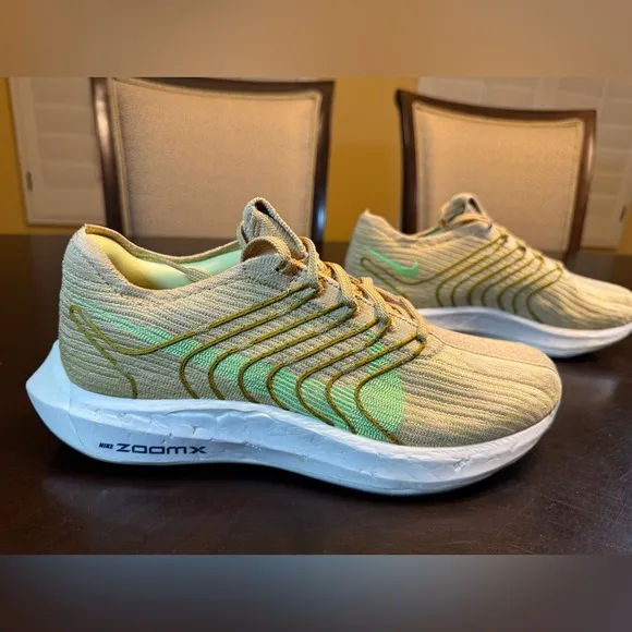 New Nike Zoom Pegasus Turbo Sesame Sneaker Shoes Size US 10.5