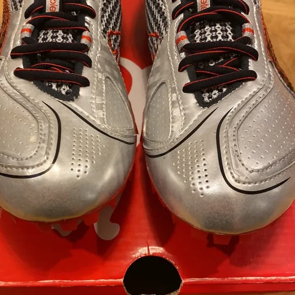 NEW!! Puma Complete TFX Miler Mens track &amp; field spike shoes Size 8