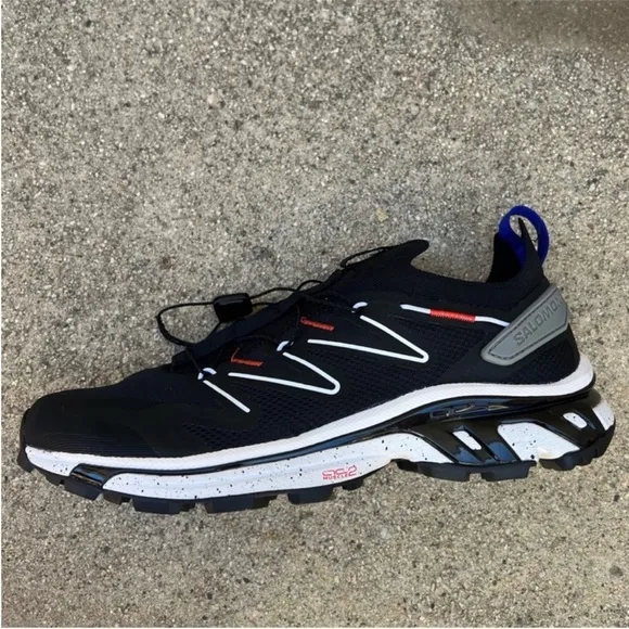 New SALOMON XT-RUSH 2 SNEAKER IN BLACK/ WHITE/ POPPY RED size 9 Women's Unisex