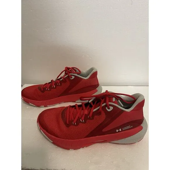 NEW Under Armour HOVR BREAKTHRU Men’s Size 12 Basketball Red Shoes