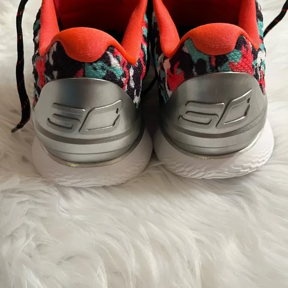 NEW UNDER ARMOUR STEPH CURRY RARE LOW FLOTRO SHOES SNEAKERS MEN’S 7 WOMENS 8.5