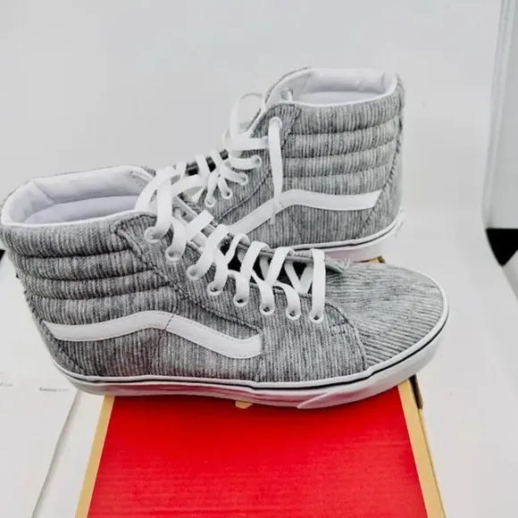 NEW Vans Sk8-Hi Athletic Shoes Rib Knit Lace Up Gray White Unisex Size M8 W9