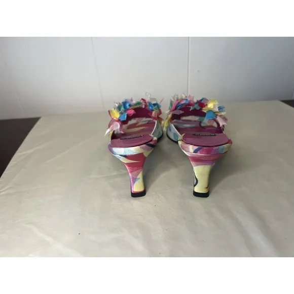 New Vintage Costa Blanca Splash RibbonKitten Heel Size 6