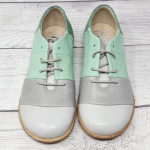 New without Box Mannela de Juan Kids Oxford Shoes Size US 13/EU 31‎