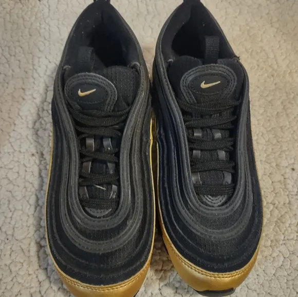 New W/O the Box Nike Air Max 97 Gs Black Metallic Gold Size 6.5y
