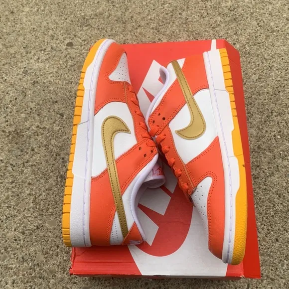 NEW Women Nike Dunk Low Orange University Gold 8.5 Women 7 Men
