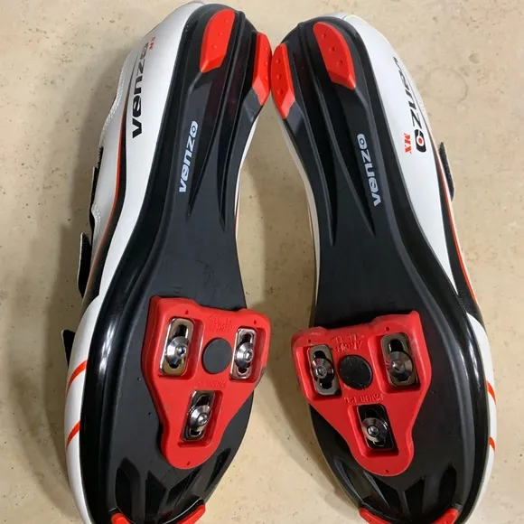 New women’s cycling or spinning shoes 🚵‍♀️