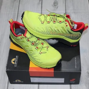 NEW La Sportiva Jackal II Trail-Running Shoes - Men's **FREE SOCKS**