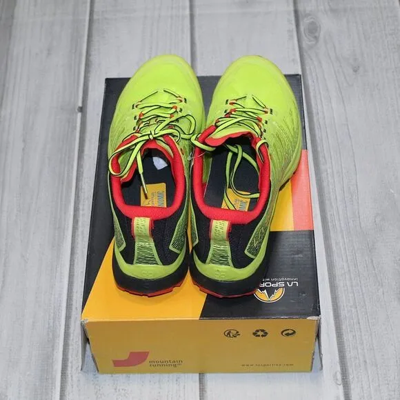 NEW La Sportiva Jackal II Trail-Running Shoes - Men's **FREE SOCKS**