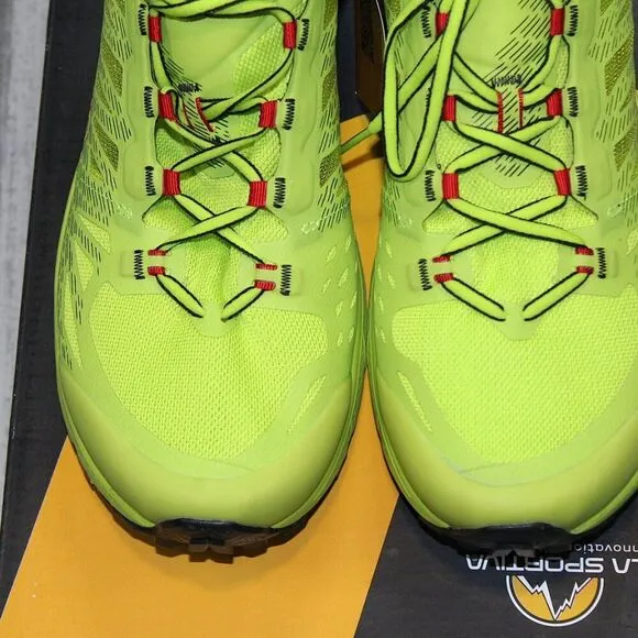 NEW La Sportiva Jackal II Trail-Running Shoes - Men's **FREE SOCKS**