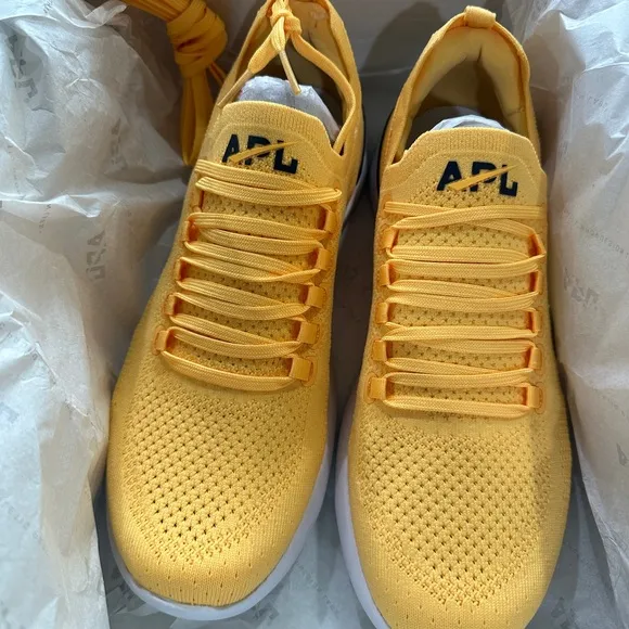 NIB APL TechLoom Breeze Marigold/Midnight/White Unisex- Men’s 8 women’s 9.5