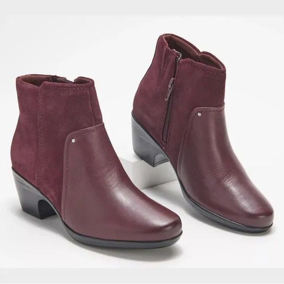 NIB Clarks Emily Low Boot Leather Ankle Boots Booties Burgundy 8.5M