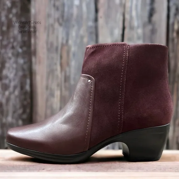 NIB Clarks Emily Low Boot Leather Ankle Boots Booties Burgundy 8.5M