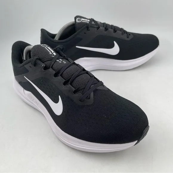 NIB! 👞 Nike Air Winflo 10 Black White LaceUp Low Top Running Shoes - M/10.5-W/12