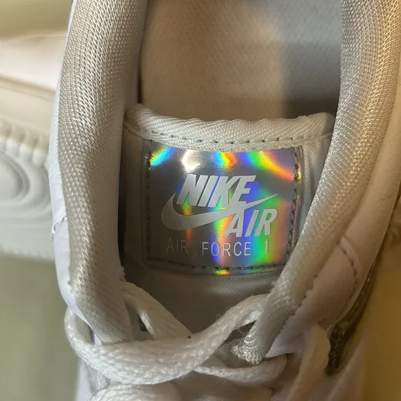 NIKE AIR AIRFORCE 1 white and silver Excellent condition