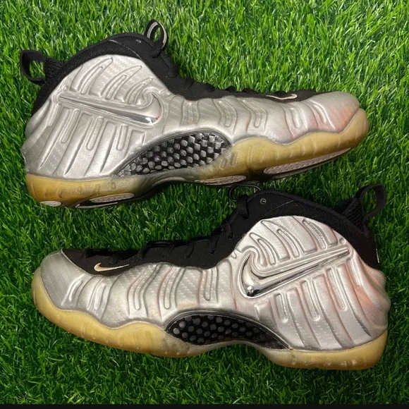 Nike Air Foamposite Pro Silver Surfer Black 2017