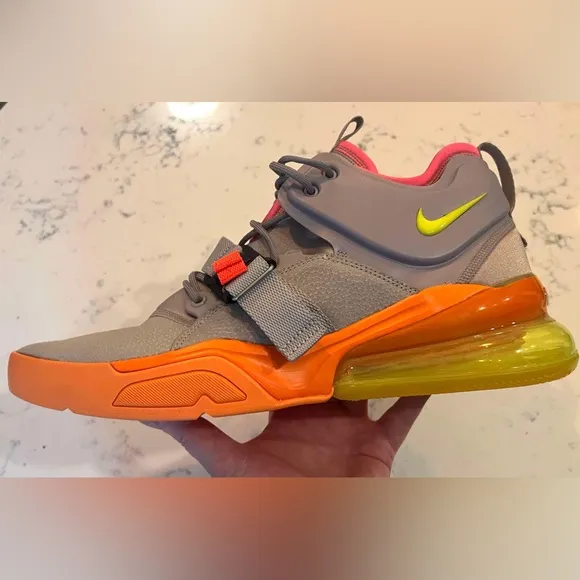 Nike Air Forcé 270 Men’s SZ.13 Sherbert Gray/Orange Shoes AH6772-007 New