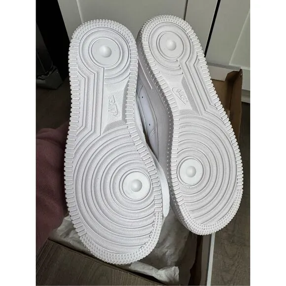 Nike Air Force 1 '07 in White NEW NIB Women’s 7
