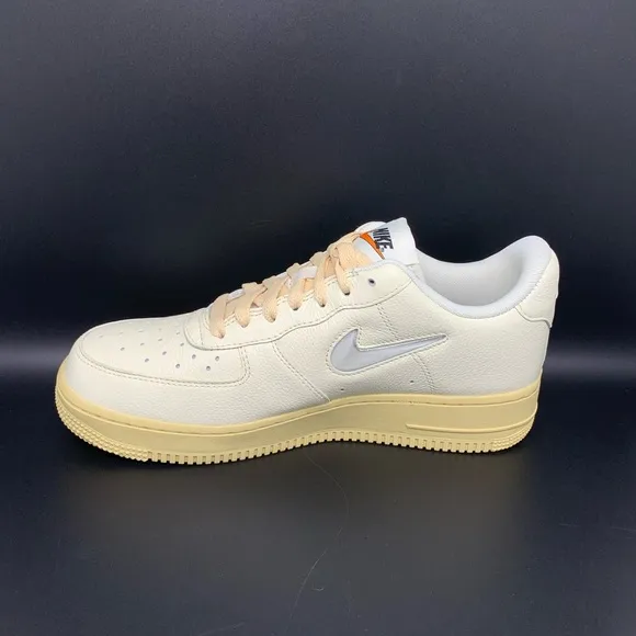 Nike Air Force 1 ‘07 LX Coconut Milk Lemon Wash Shoes Women’s Sz 8.5
