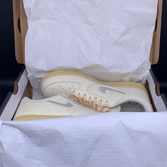 Nike Air Force 1 ‘07 LX Coconut Milk Lemon Wash Shoes Women’s Sz 8.5