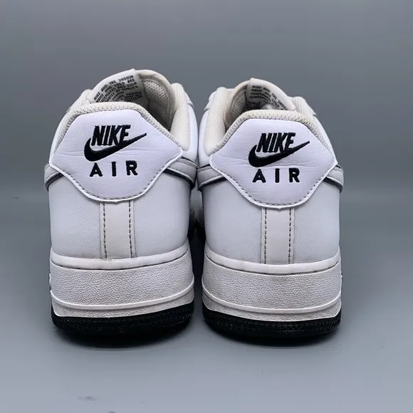 Nike Air Force 1 ‘07 White Black Shoes Men’s Sz 10.5