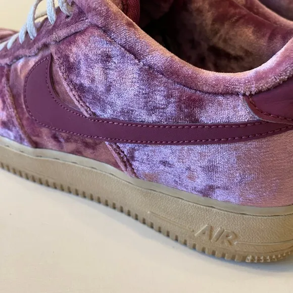 Nike Air Force 1 LV8 Velvet Tea Berry 849345-601 Boys‎ 7Y Girl’s 8.5Y