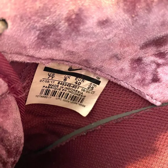Nike Air Force 1 LV8 Velvet Tea Berry 849345-601 Boys‎ 7Y Girl’s 8.5Y