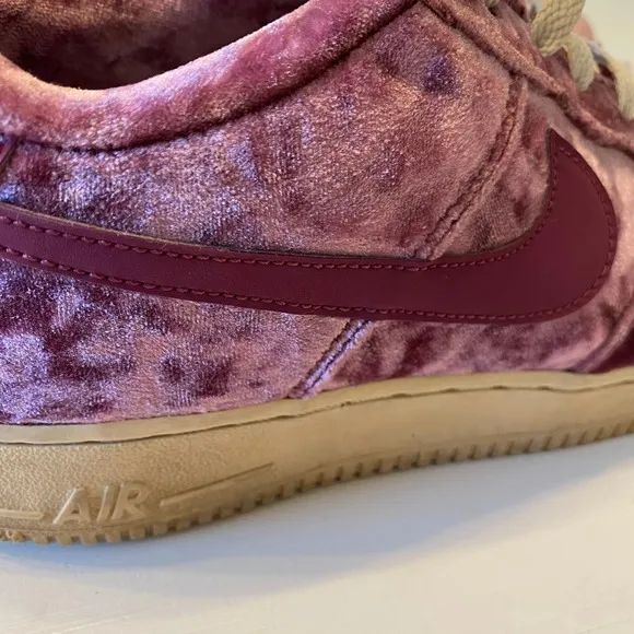Nike Air Force 1 LV8 Velvet Tea Berry 849345-601 Boys‎ 7Y Girl’s 8.5Y