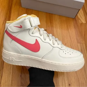 Nike Air Force 1 Mid Women’s Sneakers