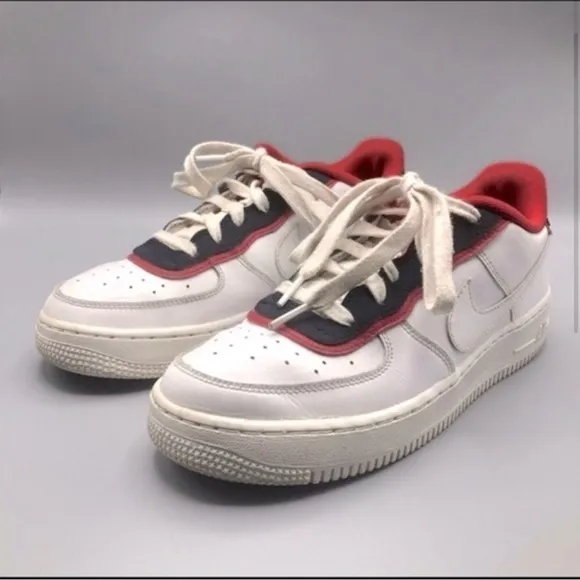 Nike Air Force 1 red Obsidian’ Low Sneakers, size 7 youth, women’s 8.5