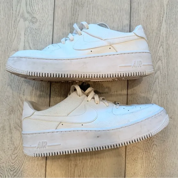 Nike Air Force 1 White Leather Shoes Size W12 / M10