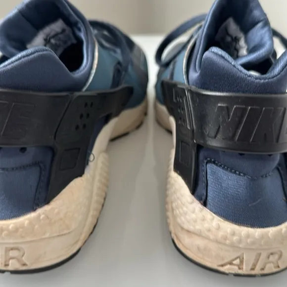 Nike Air Huarache Blue Size 13