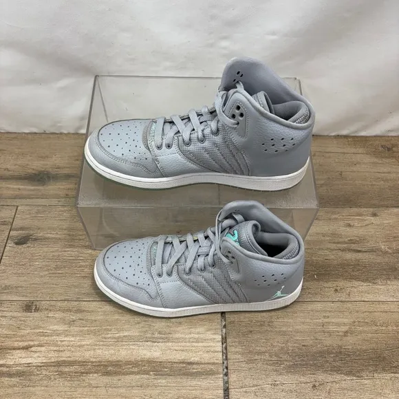 Nike Air Jordan 1 Flight 4  Basketball Shoes Youth 6.5 Women’s 8 (828237-041)