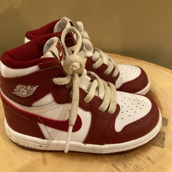 NIKE AIR JORDAN 1 HIGH OG (TD) WHITE/TEAM DARK RED (FD1413 160) Toddler Sz-7C