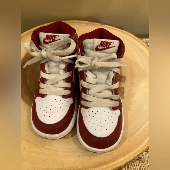 NIKE AIR JORDAN 1 HIGH OG (TD) WHITE/TEAM DARK RED (FD1413 160) Toddler Sz-7C