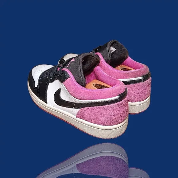 Nike Air Jordan 1 Low SE ‘Active Fuchsia’ (CK3022-005) – Men’s Size 8 GUC