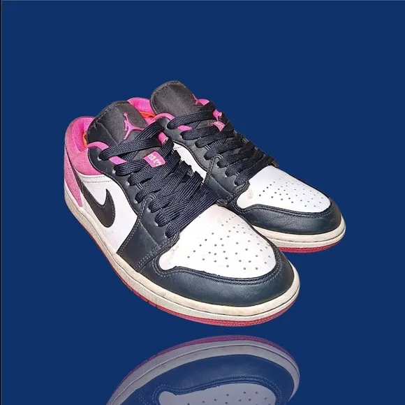 Nike Air Jordan 1 Low SE ‘Active Fuchsia’ (CK3022-005) – Men’s Size 8 GUC