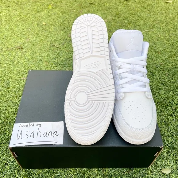 Nike Air Jordan 1 Low triple white shoes