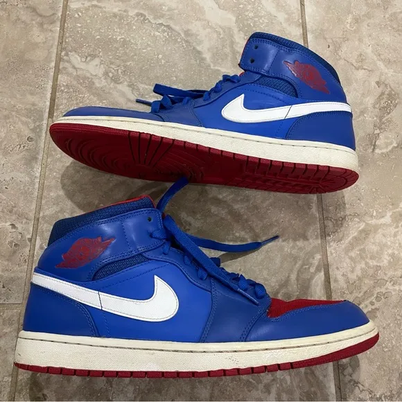 NIKE Air Jordan 1 Men’s Detroit Pistons Basketball Shoes 11 Blue Red 554724-407