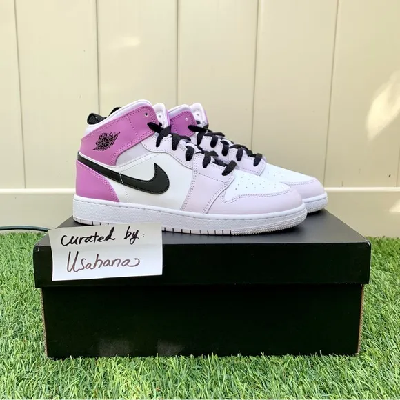 Nike Air Jordan 1 mid GS white pink shoes