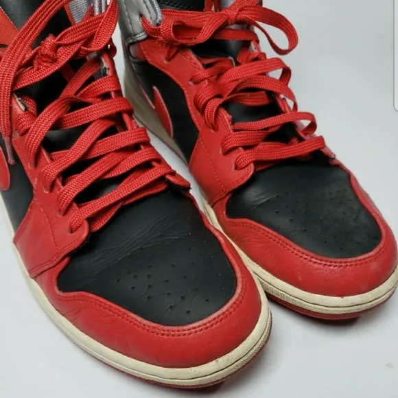 Nike Air Jordan 1 Mid Men’s Athletic Shoes Size 10 Fire Red Cement 554724-603